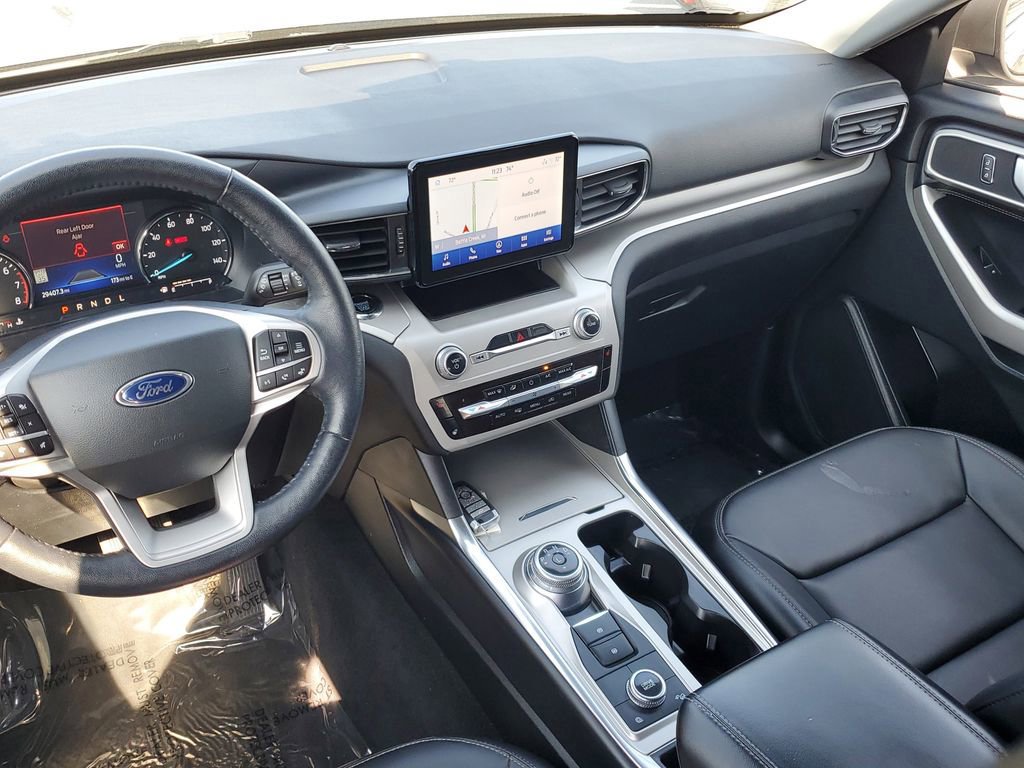 Certified 2022 Ford Explorer XLT w/ Equipment Group 202A image 24