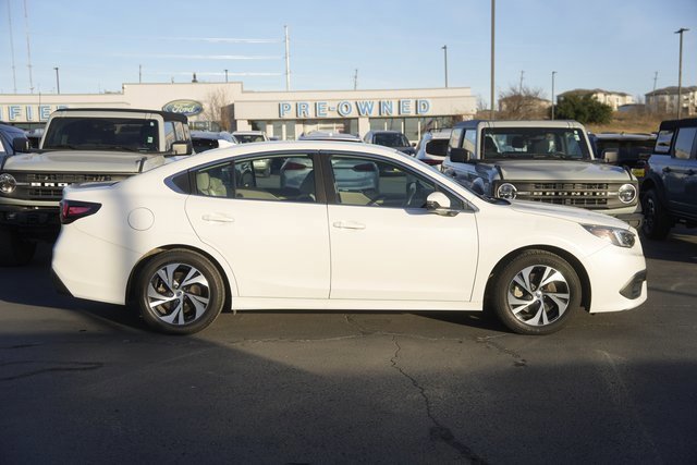 Used 2022 Subaru Legacy Premium image 3