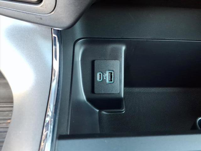 Certified 2021 Ford F150 XLT w/ Equipment Group 302A High image 13