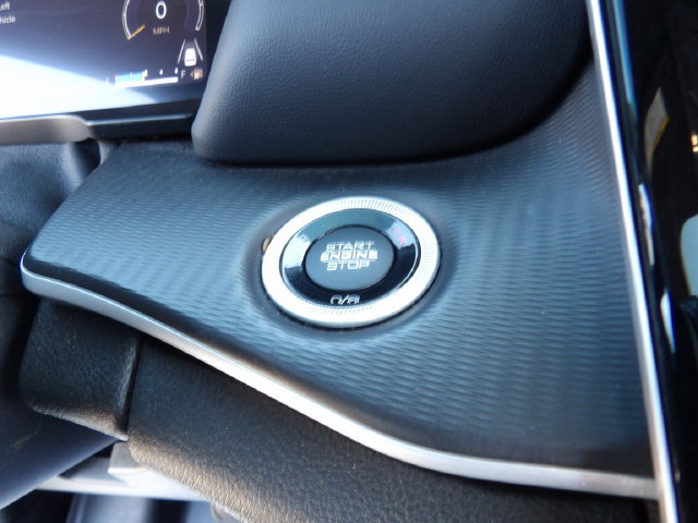 Used 2023 Jeep Grand Cherokee L Laredo AWD/4WD image 19