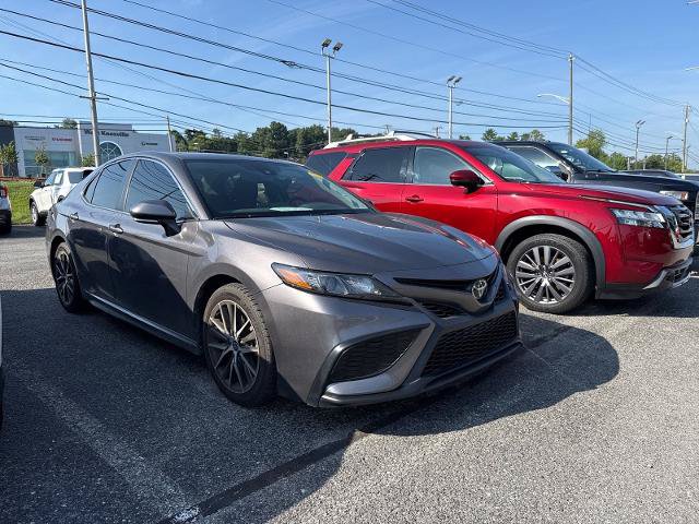 Used 2023 Toyota Camry SE w/ Audio Upgrade Package FWD image 6