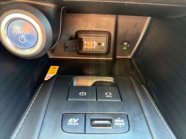 Used 2021 Toyota Venza XLE w/ Softex Package AWD/4WD image 27