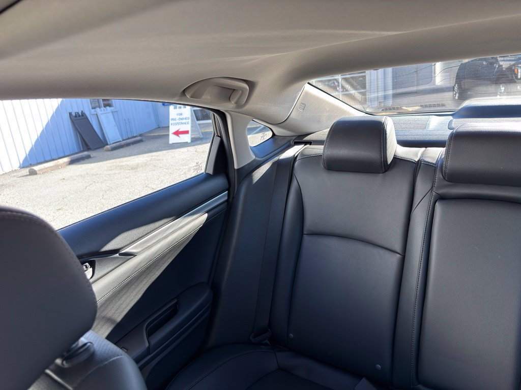 Used 2020 Honda Civic Touring image 11
