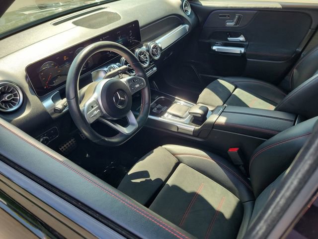 Used 2020 Mercedes-Benz GLB 250 4MATIC image 3