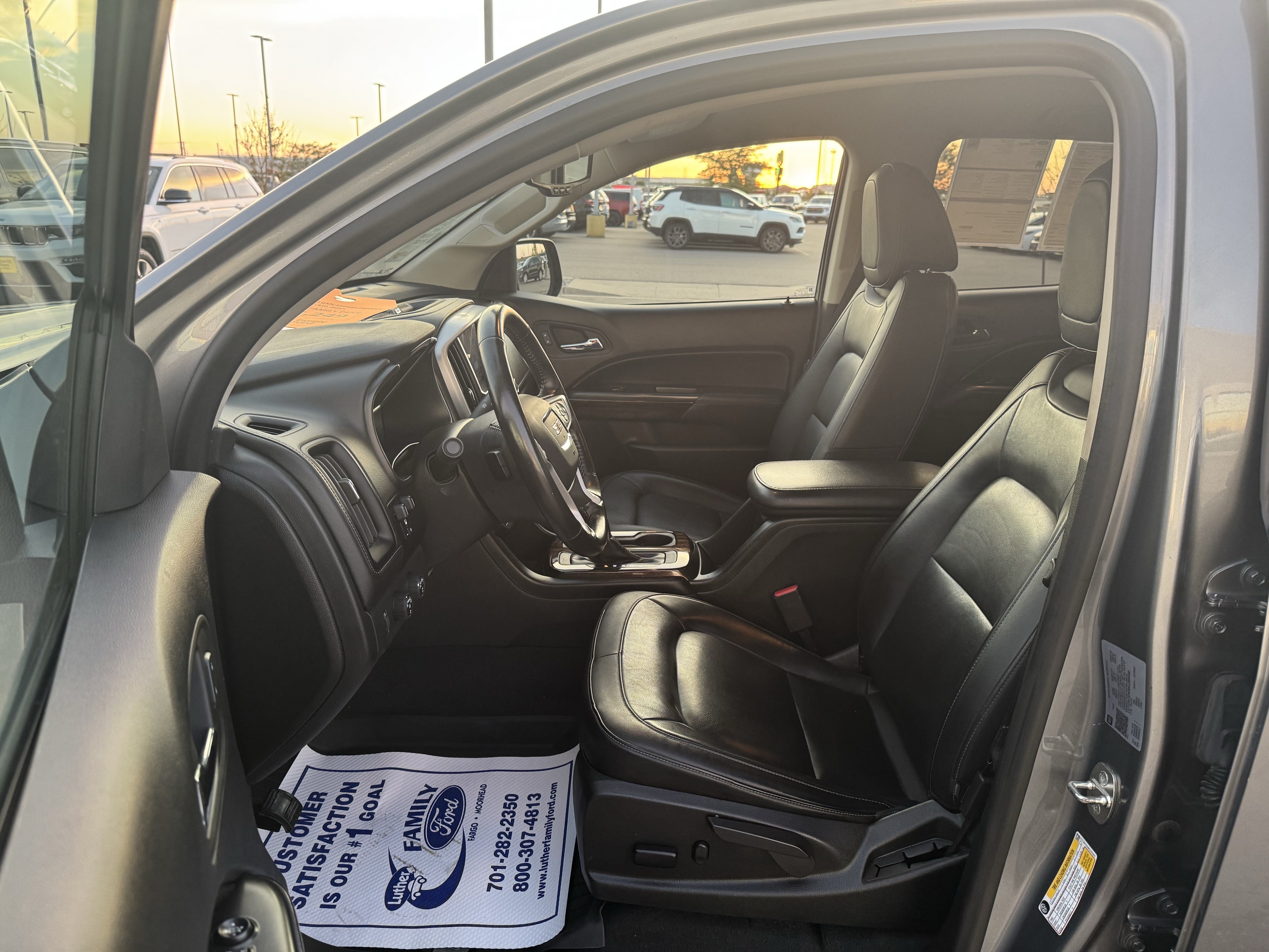 Used 2022 GMC Canyon Elevation w/ Elevation Premium Package AWD/4WD image 20