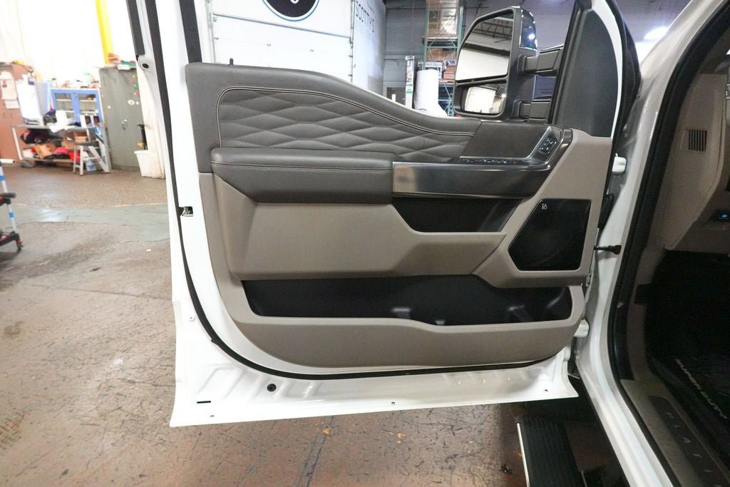 Certified 2025 Ford F350 Platinum w/ Platinum Plus Package AWD/4WD image 22