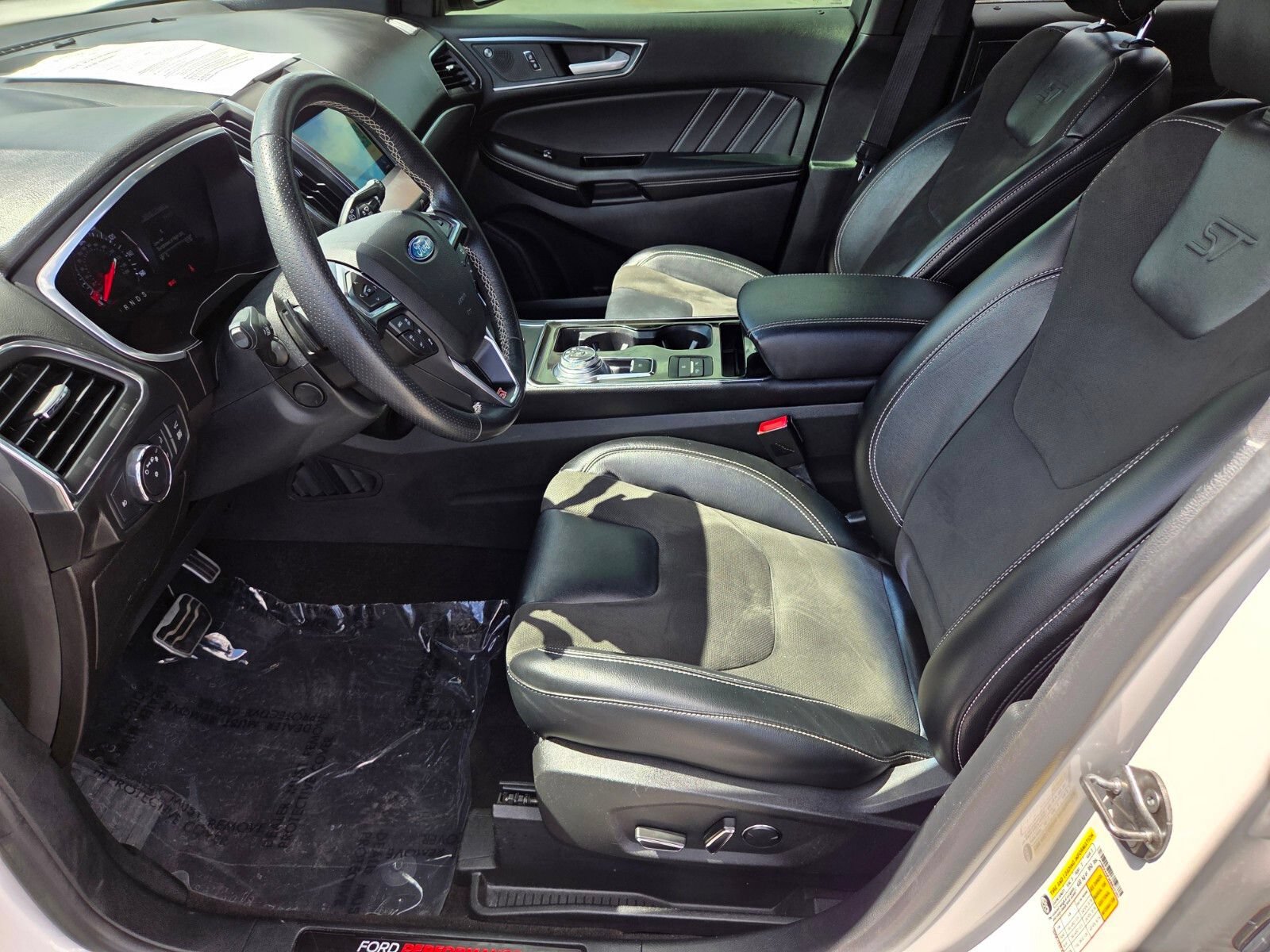 Certified 2019 Ford Edge ST w/ Equipment Group 401A AWD/4WD image 10