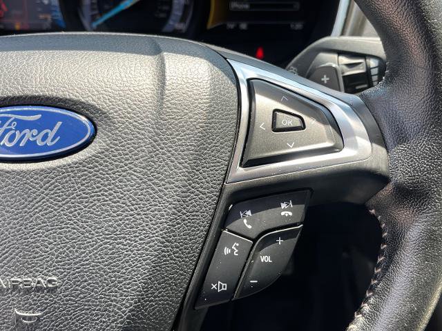 Certified 2019 Ford Fusion SE w/ Equipment Group 151A FWD image 17