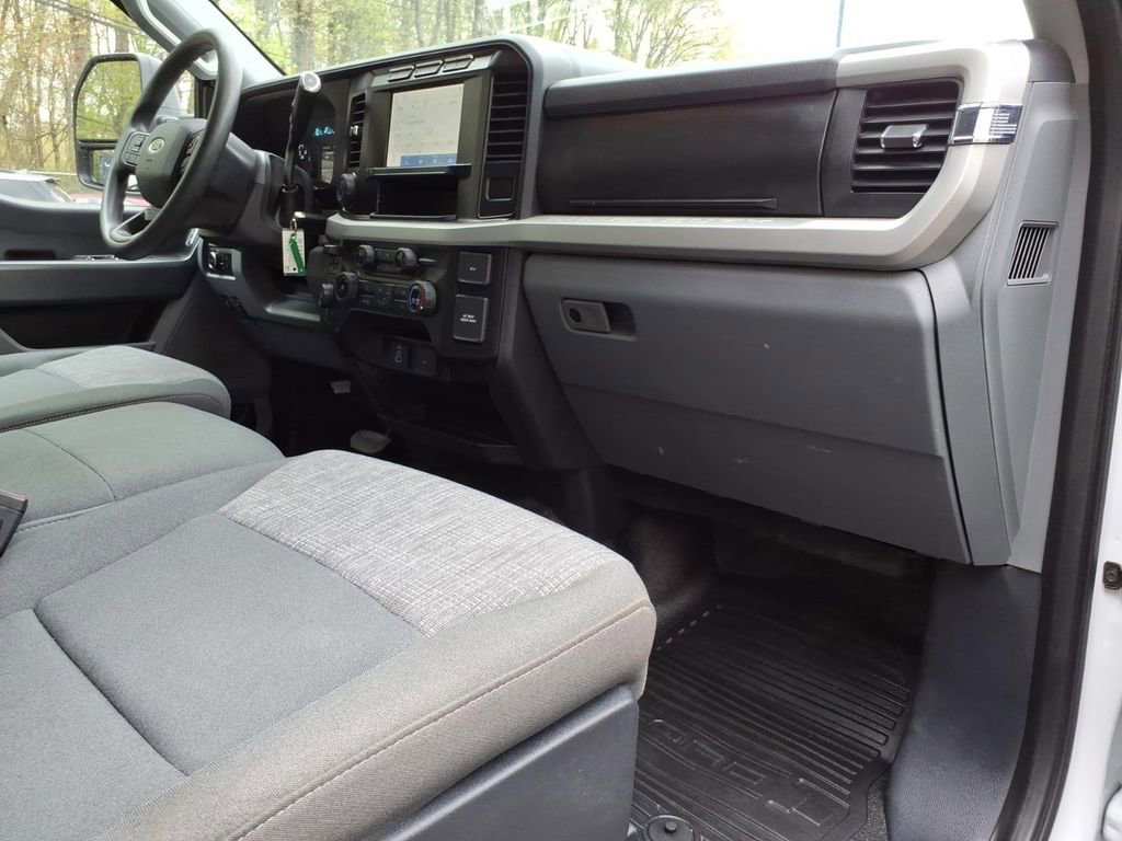 Certified 2023 Ford F250 XLT w/ 360-Degree Camera Package AWD/4WD image 9