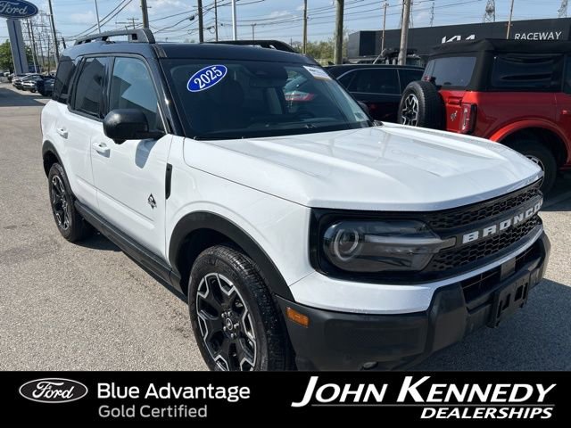 Certified 2025 Ford Bronco Sport Outer Banks w/ Outer Banks Tech Package+ AWD/4WD image 5