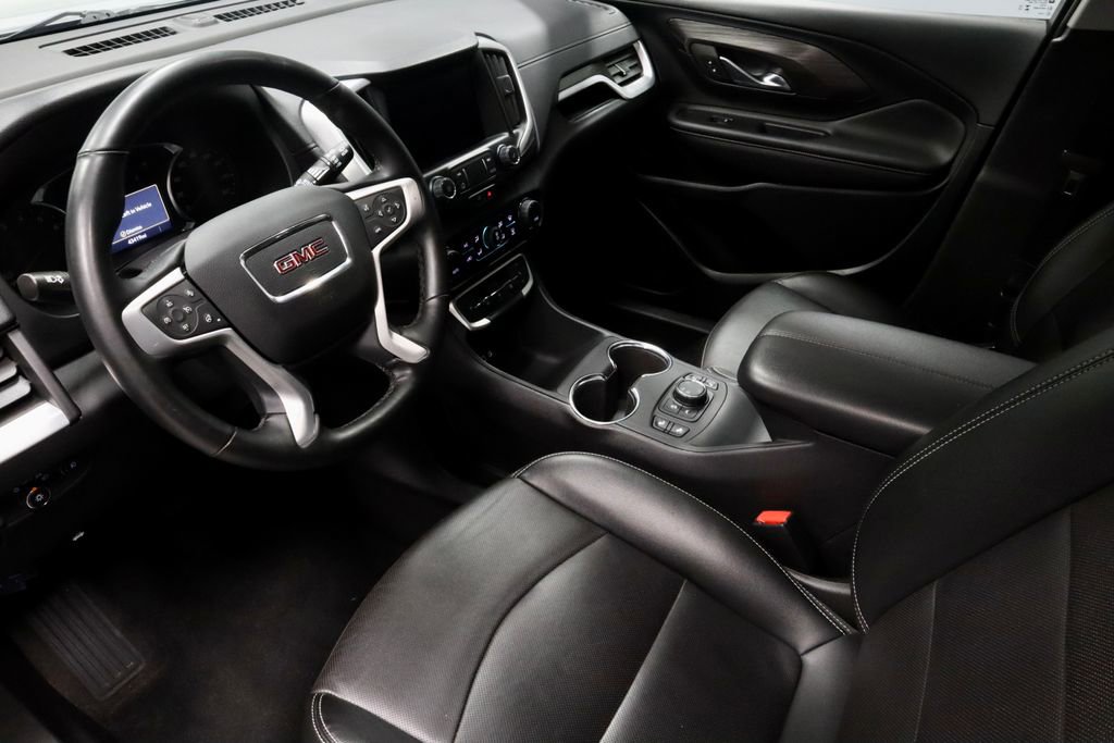 Used 2024 GMC Terrain SLT AWD/4WD image 24