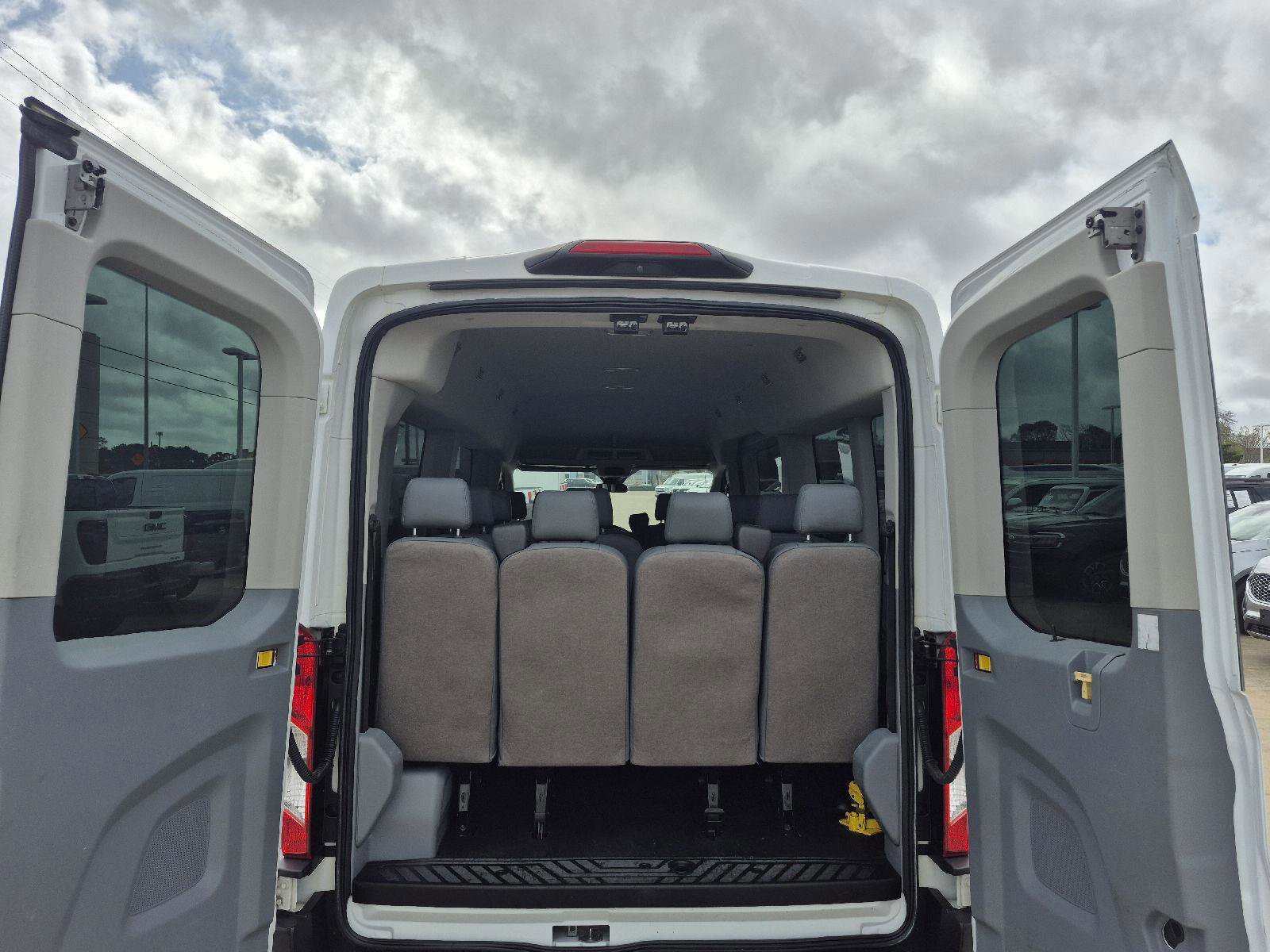 Certified 2019 Ford Transit 350 XL image 20