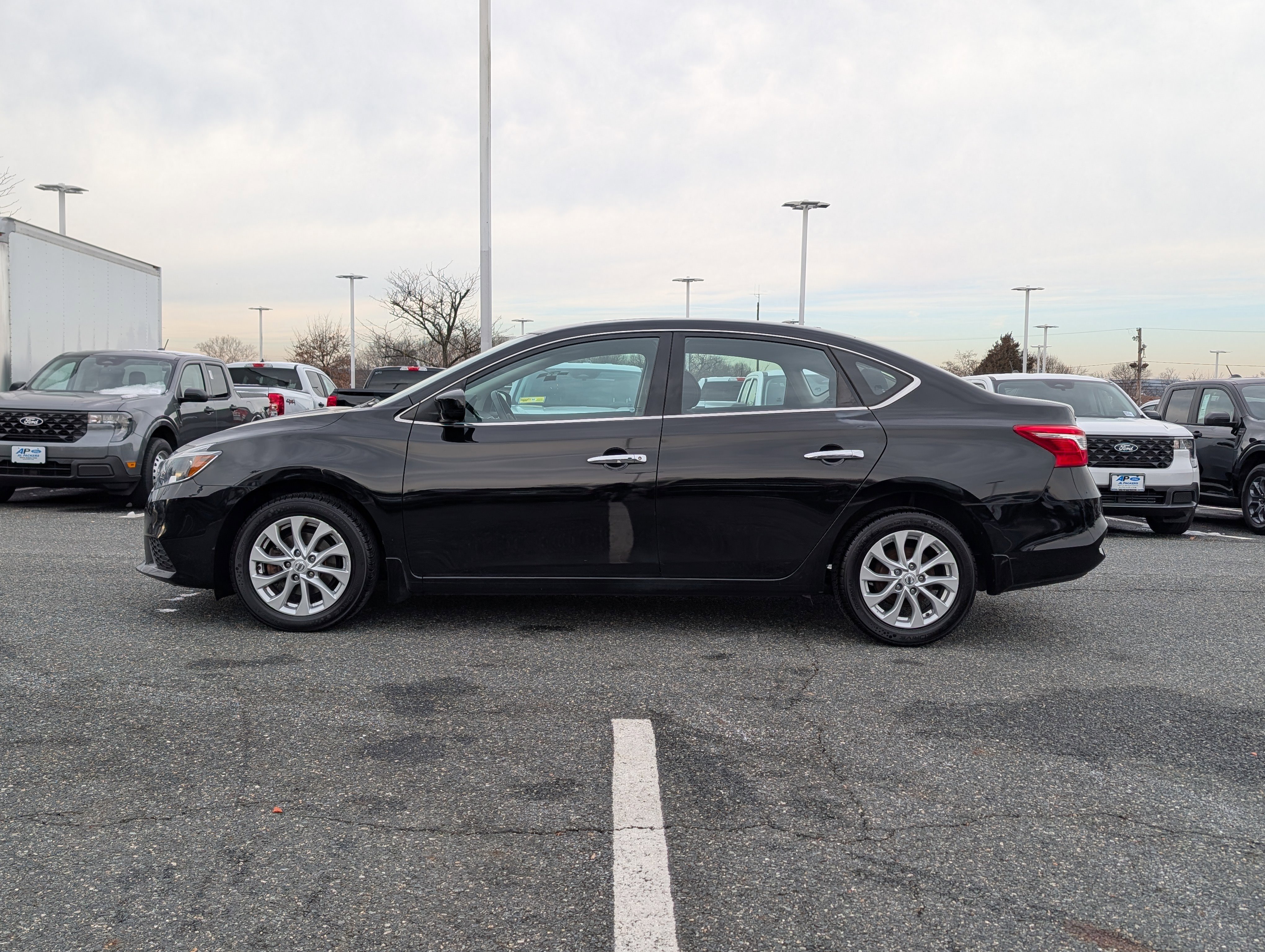 Used 2018 Nissan Sentra SV w/ Premium Package (P01) image 6
