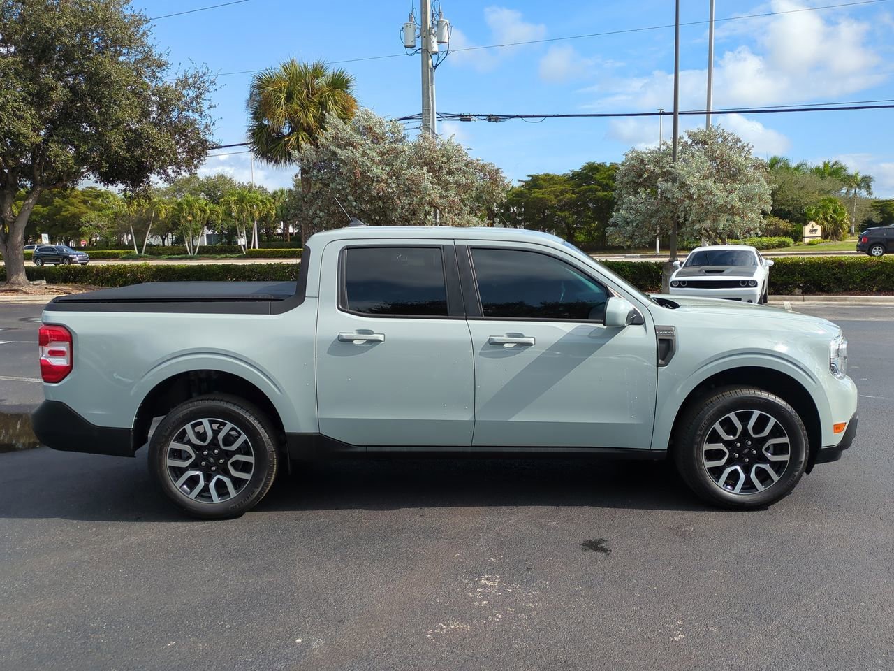 Certified 2022 Ford Maverick Lariat image 6