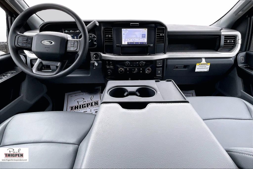 Certified 2025 Ford F250 XL w/ XL Chrome Package image 15