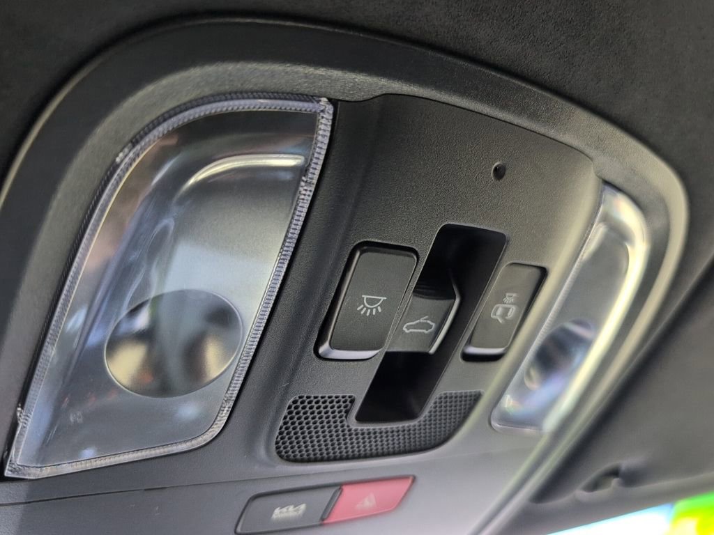 Used 2023 Kia Stinger GT2 w/ Option Group 015 image 22