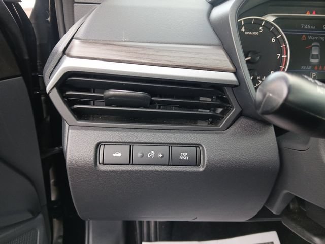 Used 2025 Nissan Altima 2.5 SV FWD image 18