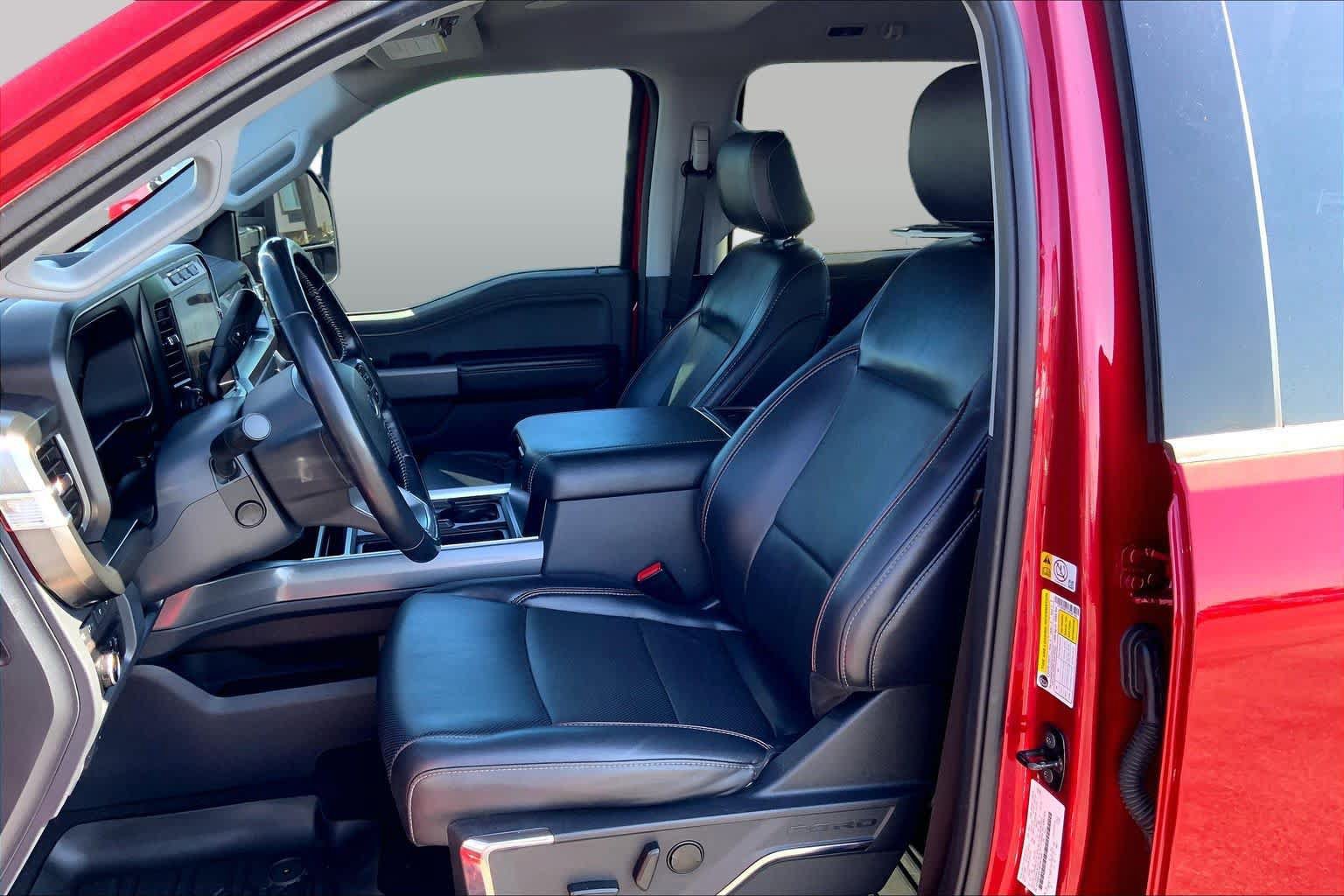 Certified 2024 Ford F250 Lariat w/ Lariat Ultimate Package AWD/4WD image 8