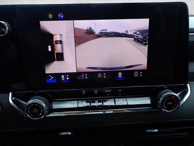 Used 2023 Chevrolet Colorado Trail Boss w/ Technology Package AWD/4WD image 24