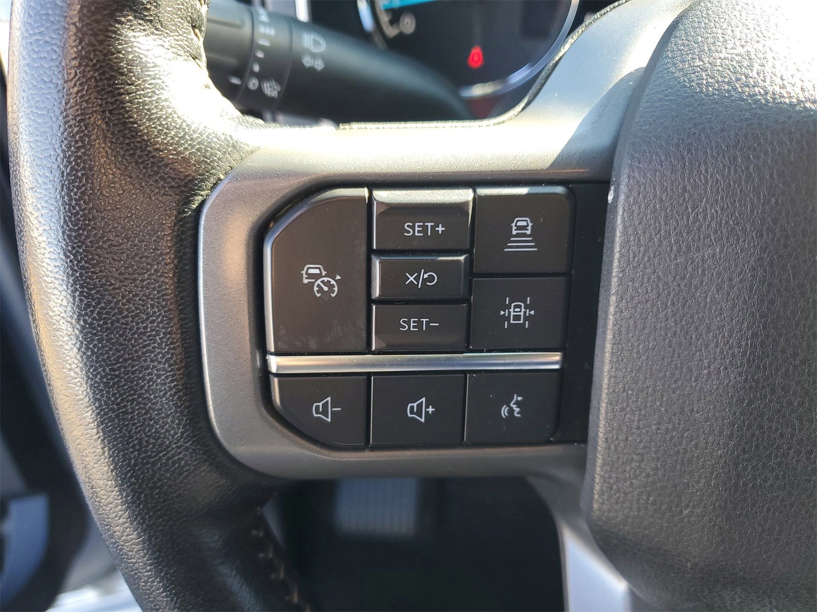 Certified 2021 Ford F150 XLT w/ Equipment Group 302A High image 20