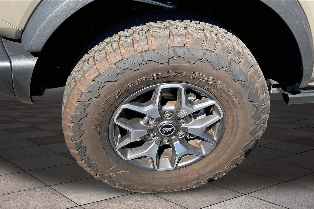 Certified 2025 Ford Bronco Badlands AWD/4WD image 9