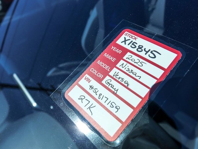 Used 2025 Nissan Versa SV FWD image 30