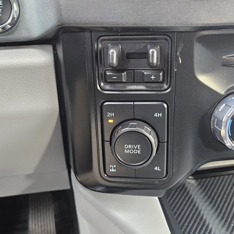 Certified 2024 Ford F350 Limited w/ FX4 Off-Road Package image 27