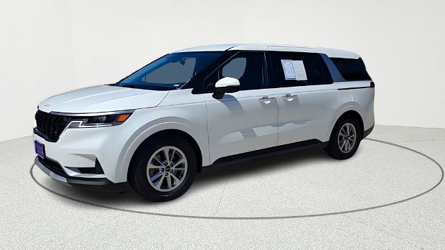 Used 2024 Kia Carnival LX image 5