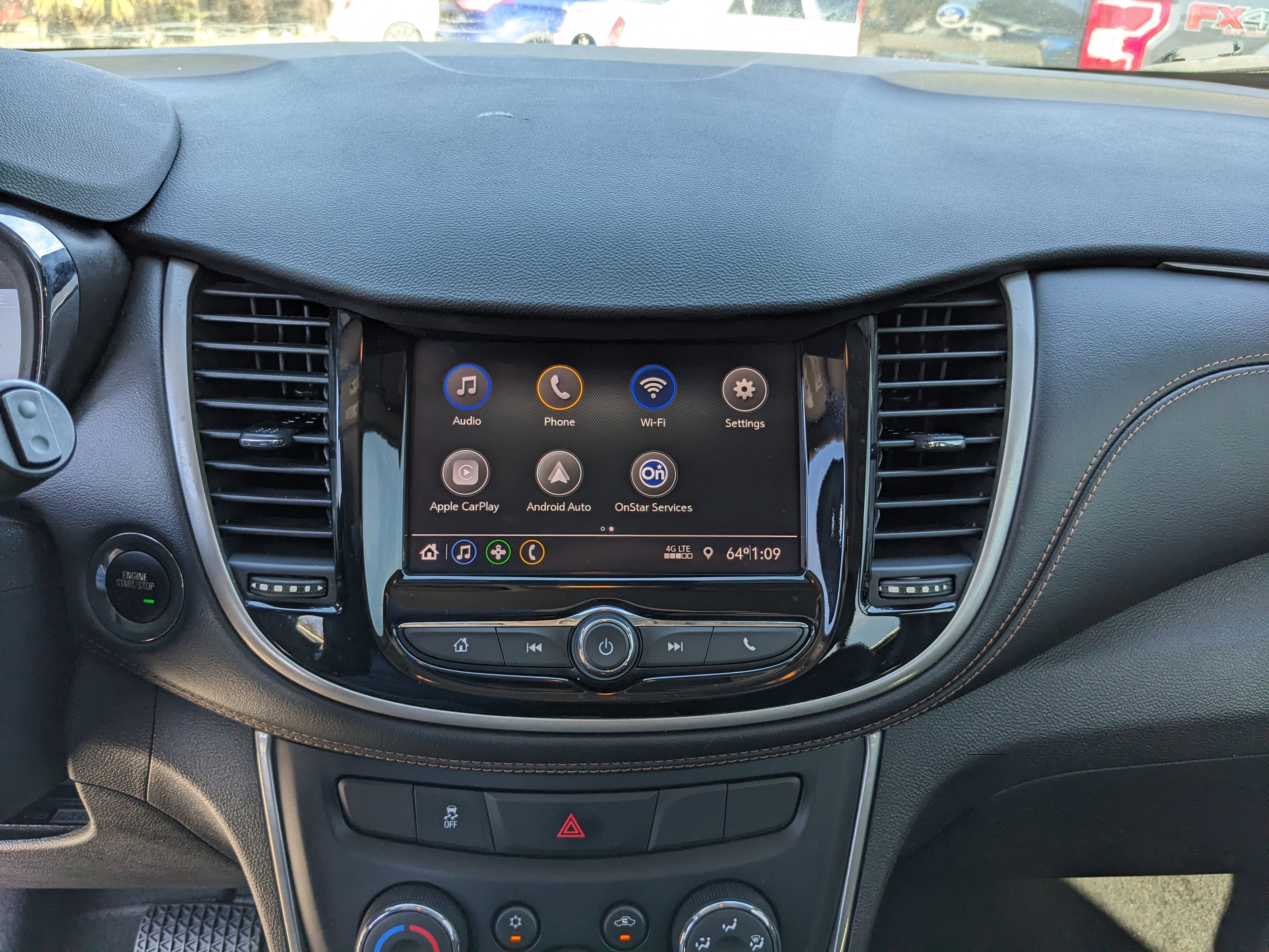 Used 2020 Chevrolet Trax LT w/ Driver Confidence Package image 23