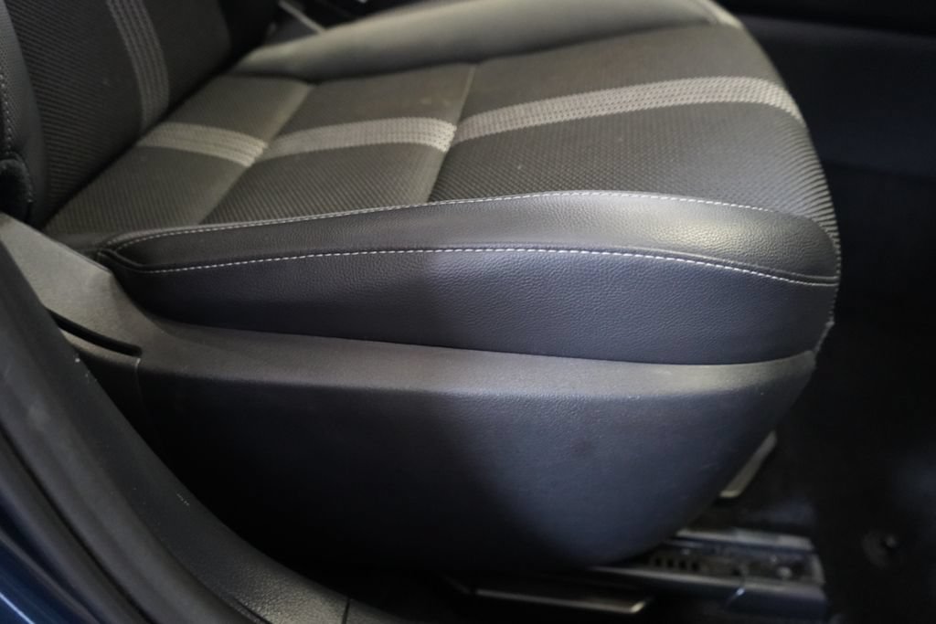 Used 2025 MAZDA CX-50 AWD 2.5 S w/ Preferred Package image 21