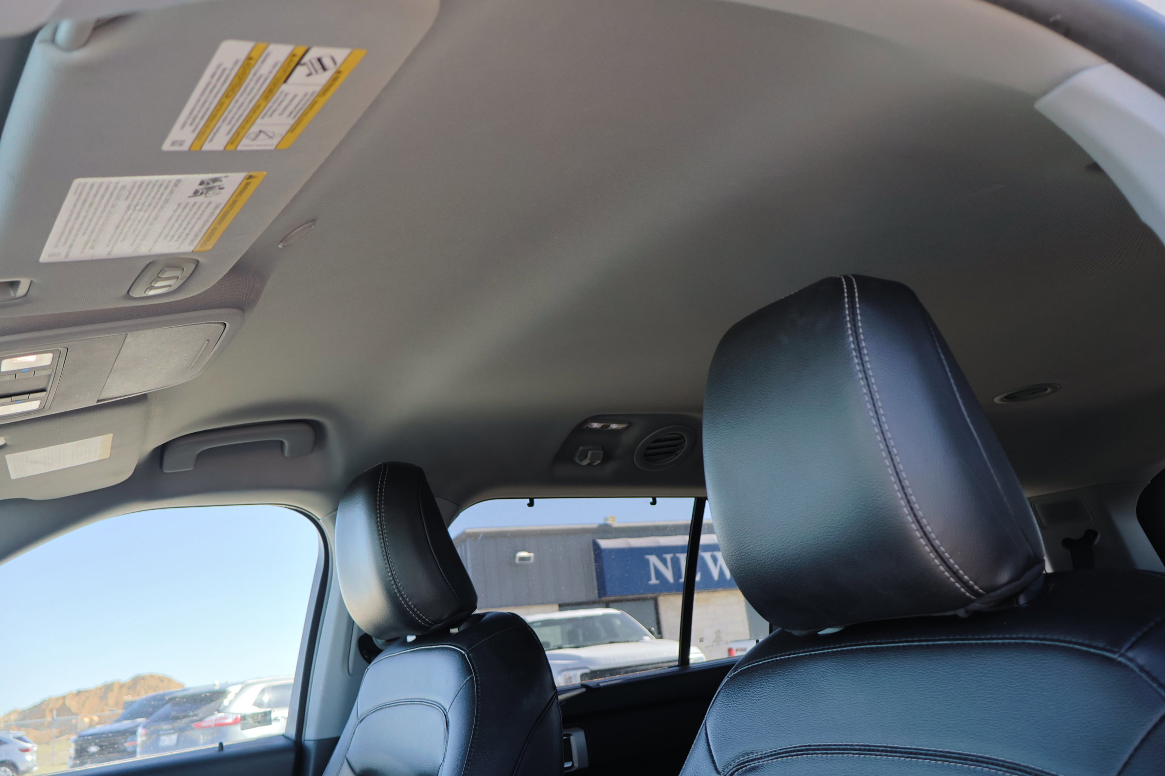 Certified 2022 Ford Explorer Limited w/ Equipment Group 301A image 16