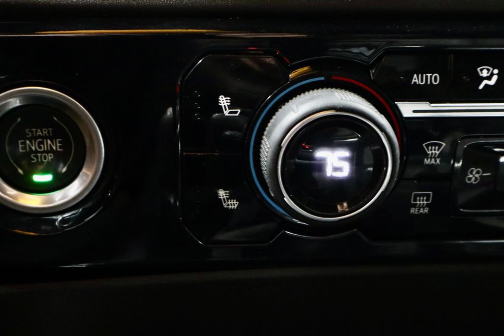 Used 2023 Chevrolet Silverado 1500 RST image 10