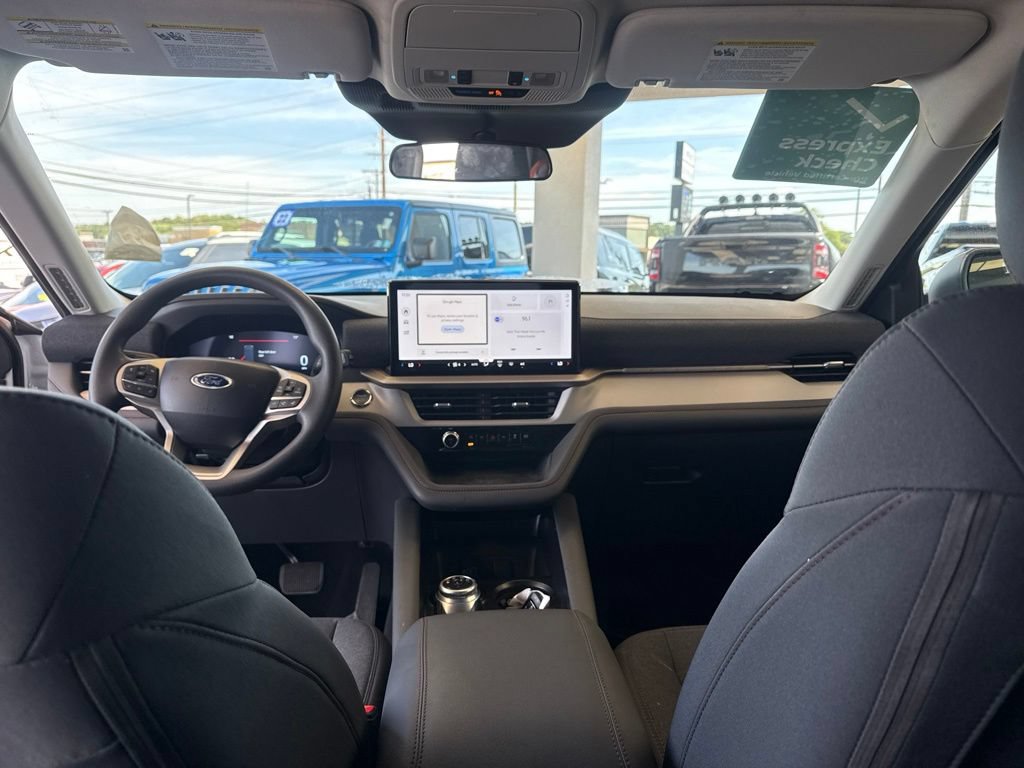Certified 2026 Ford Explorer Active AWD/4WD image 14
