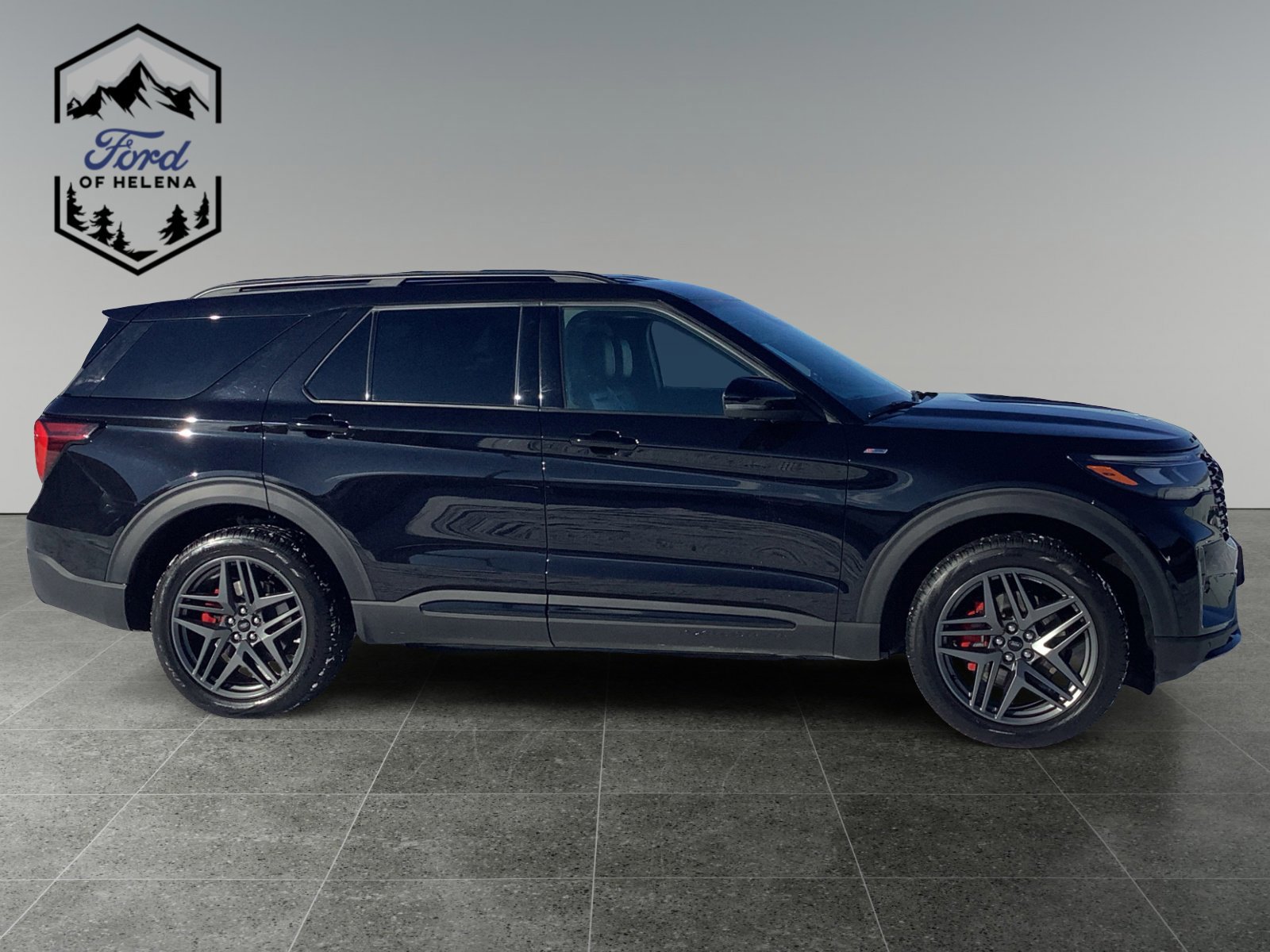 Certified 2025 Ford Explorer ST-Line w/ ST-Line Street Pack image 6