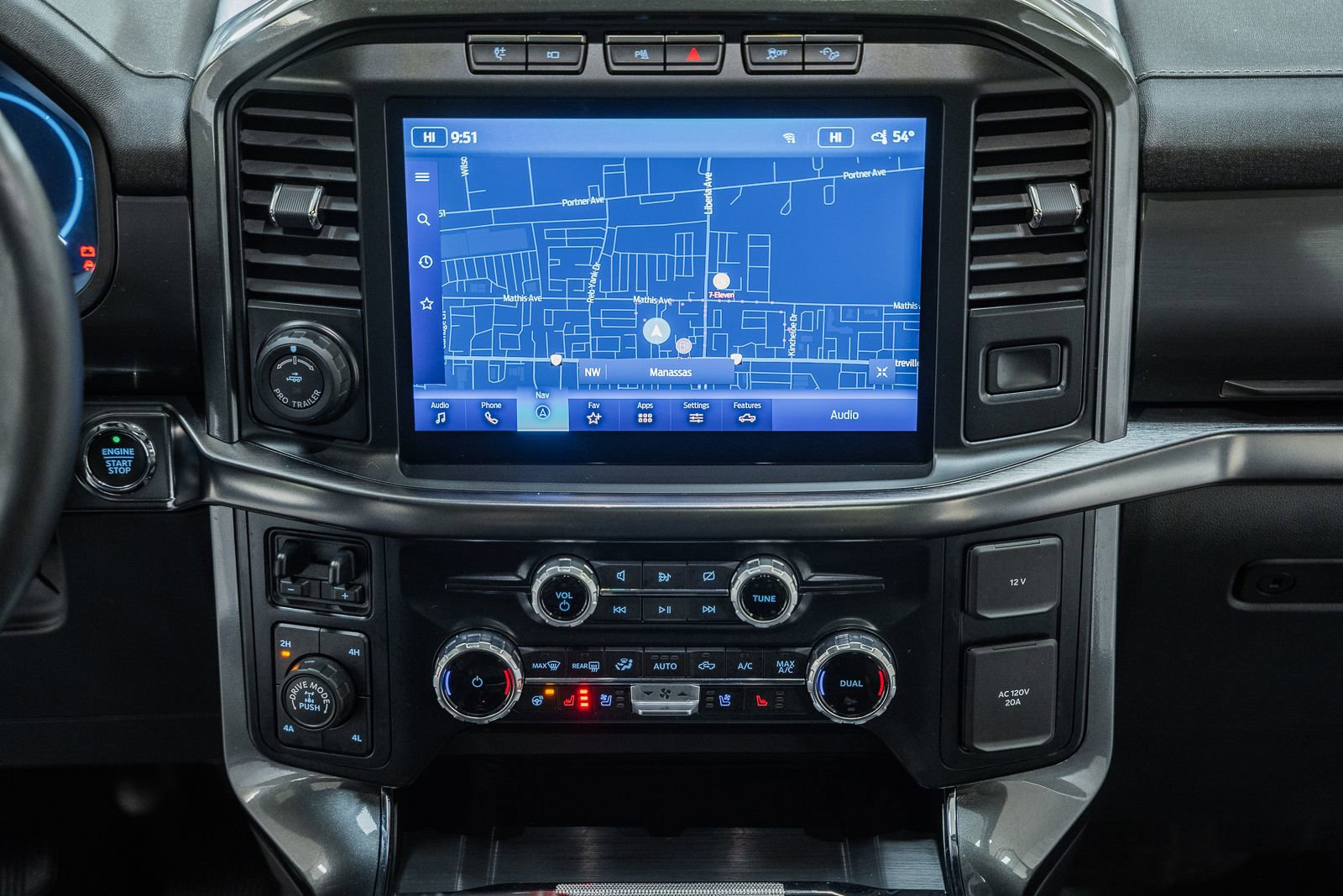 Certified 2023 Ford F150 Lariat w/ Equipment Group 502A High image 30