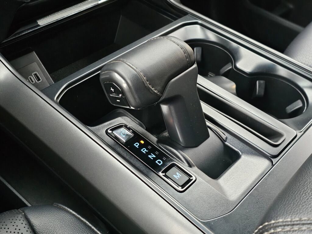 Certified 2025 Ford F150 Lariat image 30