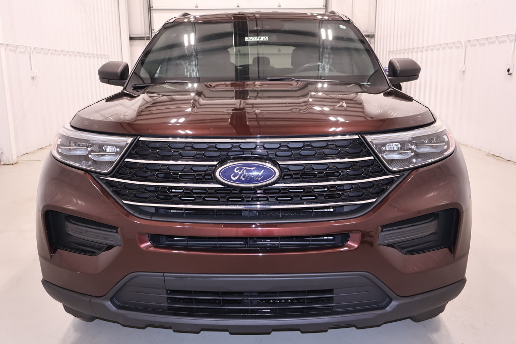 Certified 2020 Ford Explorer XLT w/ Class III Trailer Tow Package AWD/4WD image 5