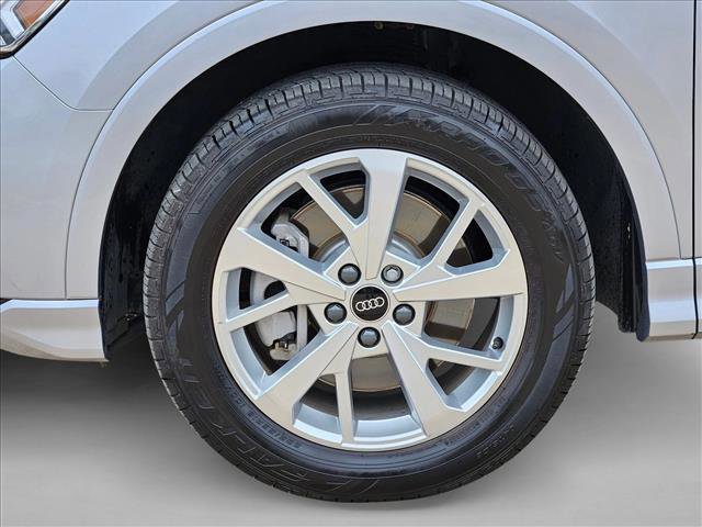 Used 2023 Audi Q3 2.0T Premium image 24