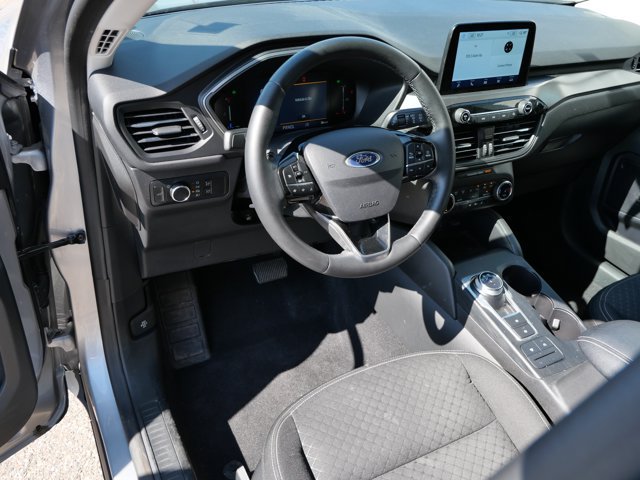 Certified 2023 Ford Escape Active AWD/4WD image 12