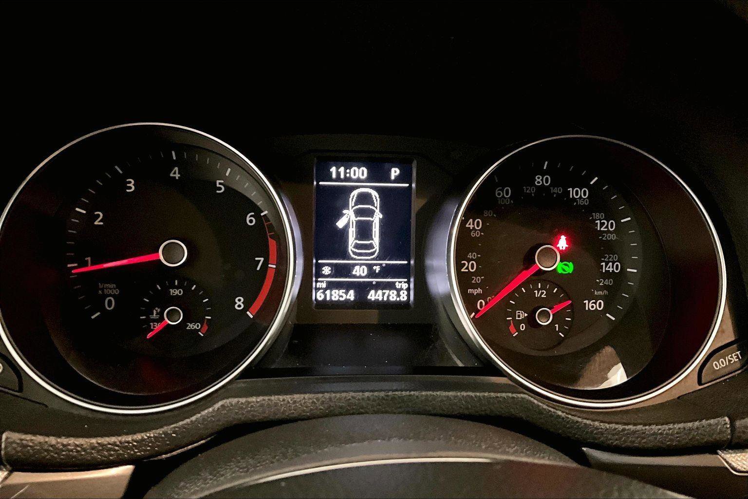 Used 2017 Volkswagen Passat 1.8T R-Line image 19