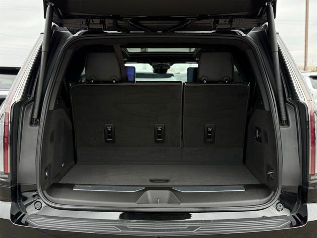 Used 2026 Cadillac Escalade Platinum Sport image 51