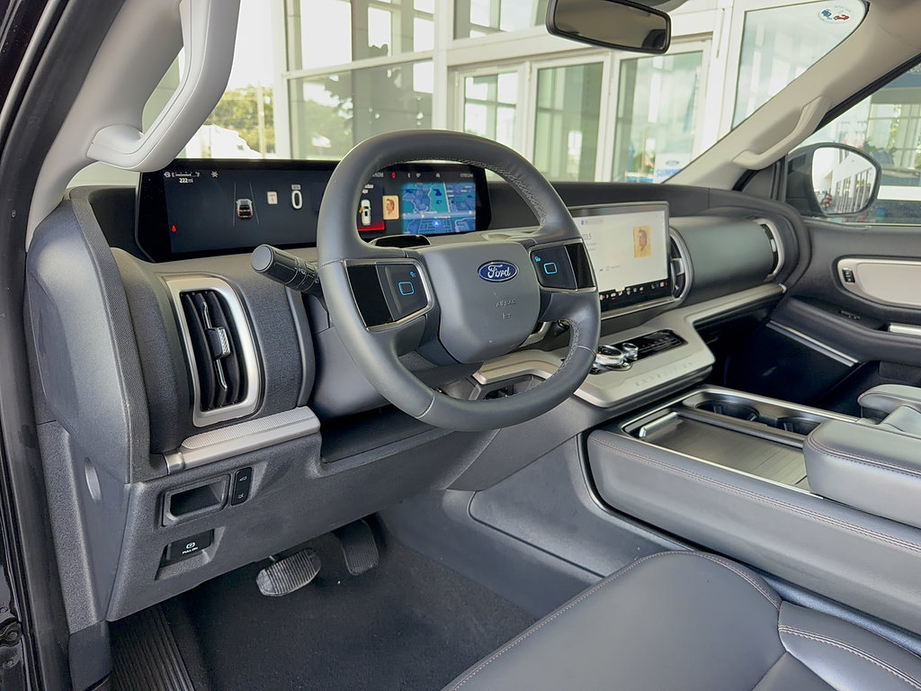 Certified 2025 Ford Expedition Active RWD image 10