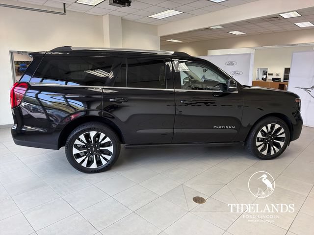 Certified 2025 Ford Expedition Platinum w/ Driver's Package AWD/4WD image 10