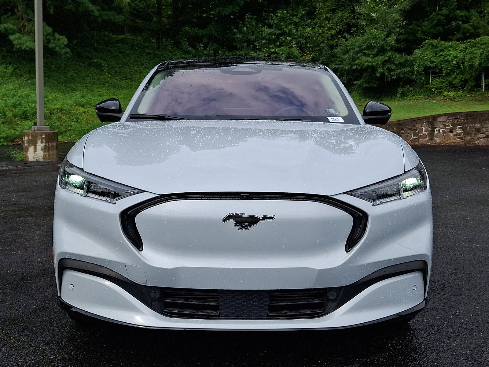 Certified 2023 Ford Mustang Mach-E Premium AWD/4WD image 2