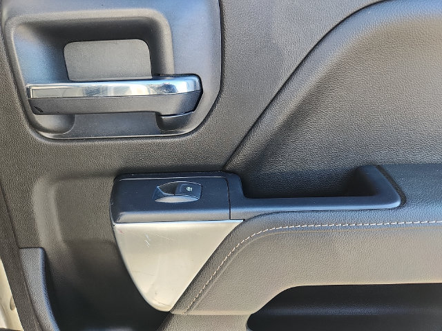 Used 2018 Chevrolet Silverado 1500 LT w/ All Star Edition AWD/4WD image 30