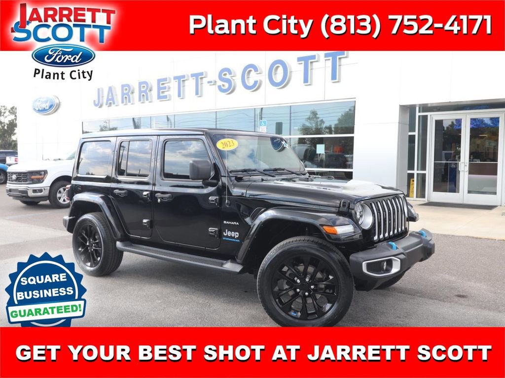 Used 2023 Jeep Wrangler Unlimited Sahara image 7
