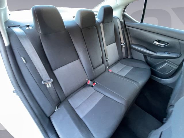 Used 2021 Nissan Sentra SV image 18