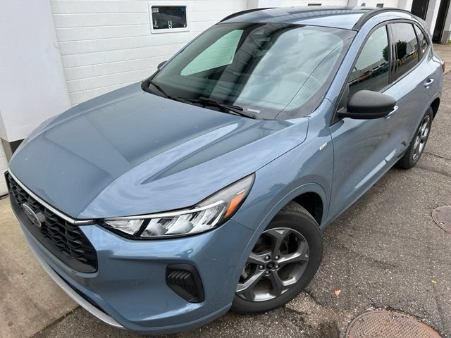 Certified 2024 Ford Escape ST-Line w/ Tech Pack #1 FWD image 1