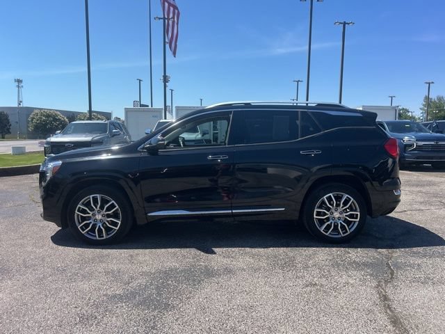 Used 2023 GMC Terrain Denali AWD/4WD image 6