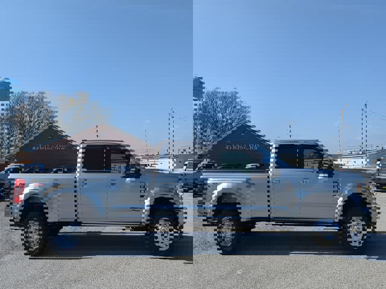 Certified 2021 Ford F450 Platinum w/ FX4 Off-Road Package image 6